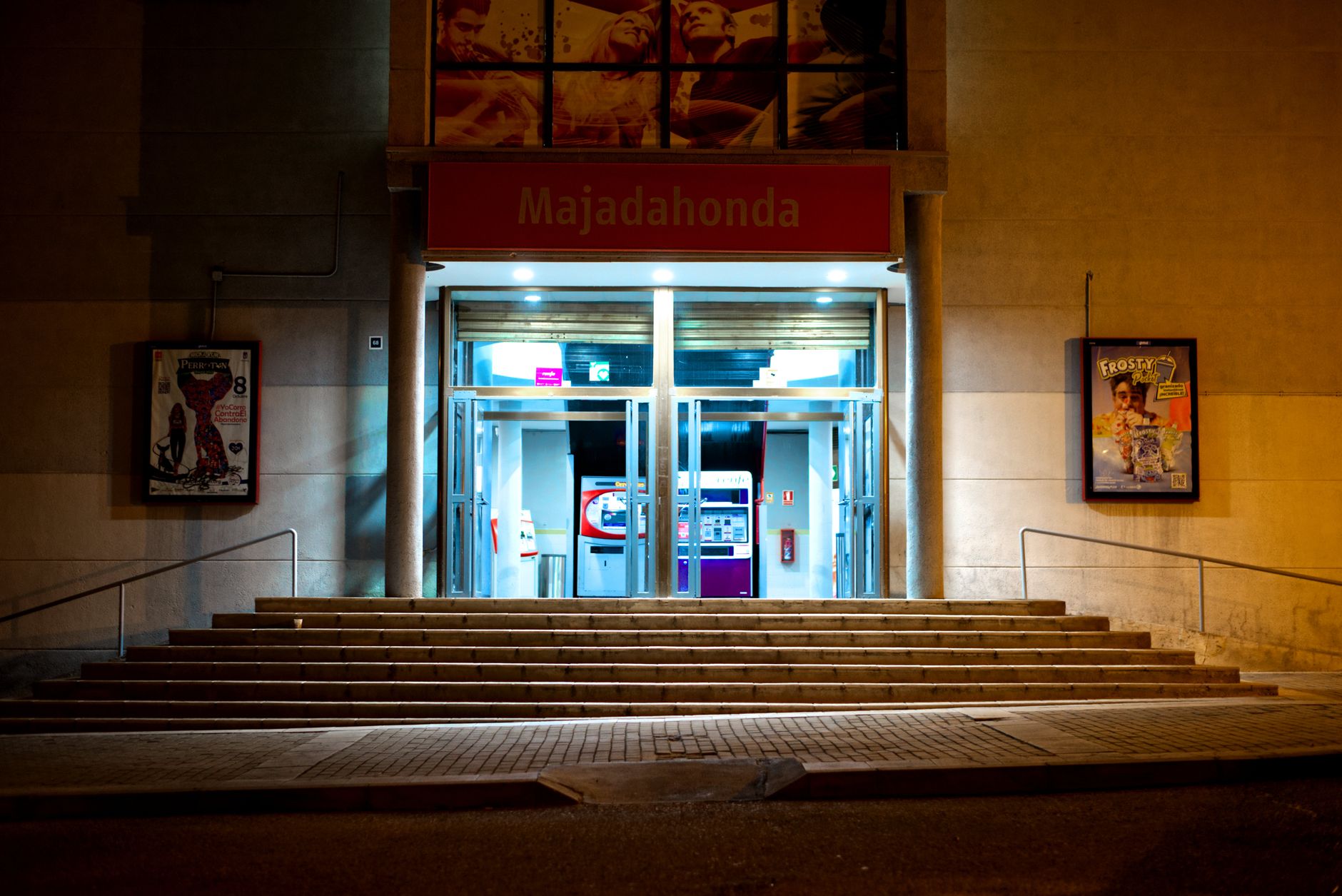Lightbox & Poster